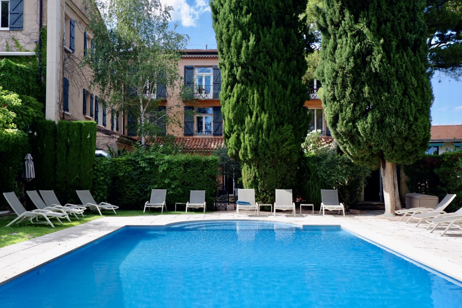 Le a Romantic Oasis in AixenProvence