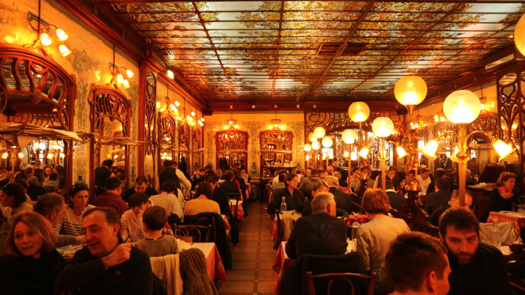The Most Romantic Historic Restaurants in the 6th