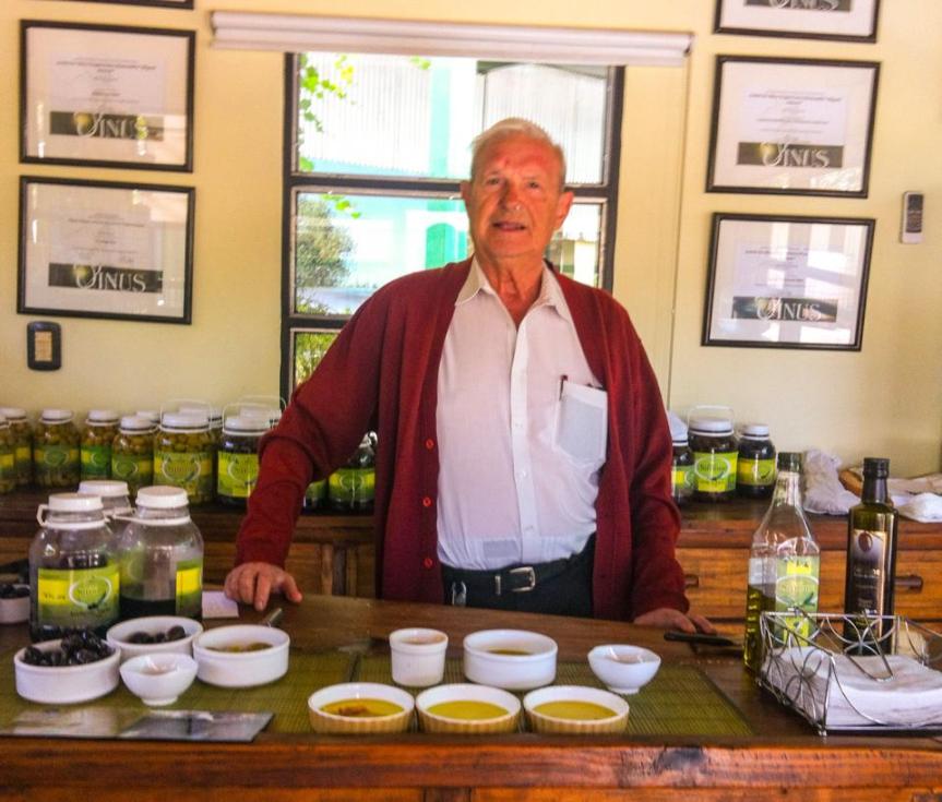 Miguel Simone Olives Mendoza, Argentina