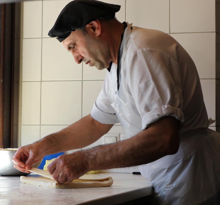 Greek-pastrymaker