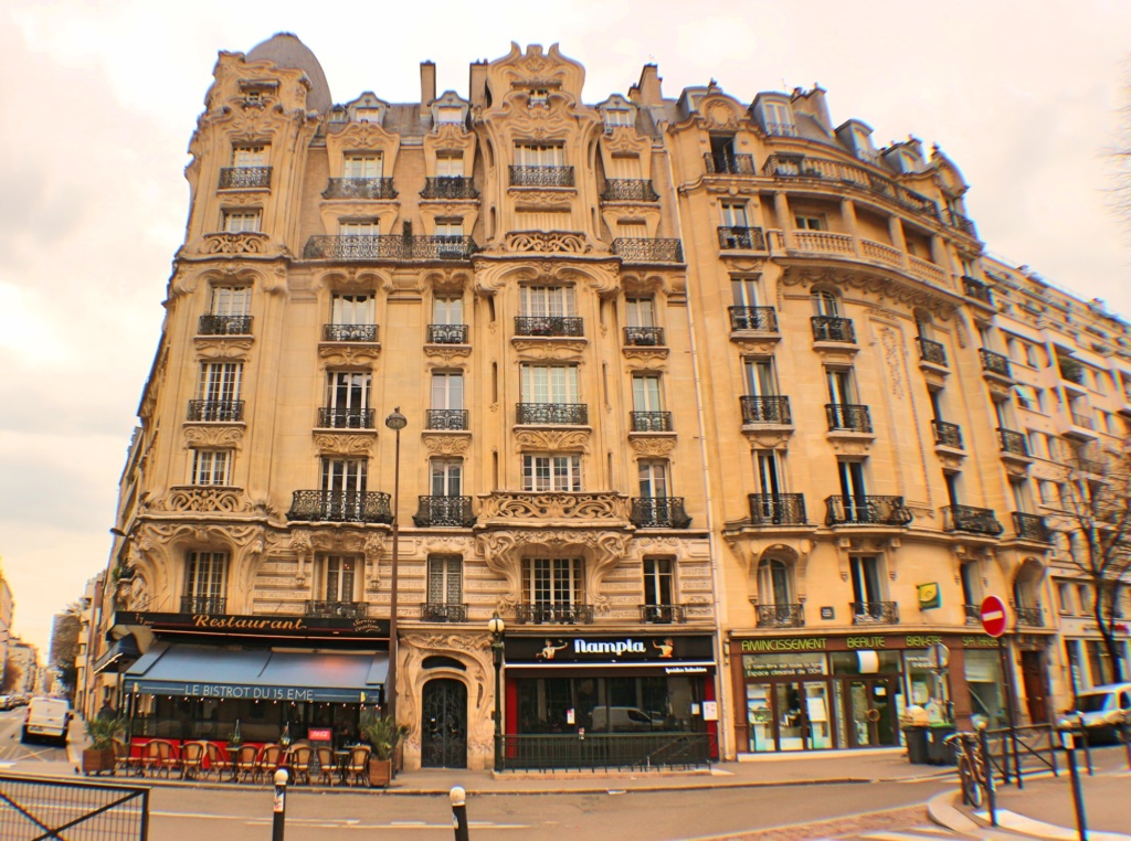 Art Nouveau Building 75017